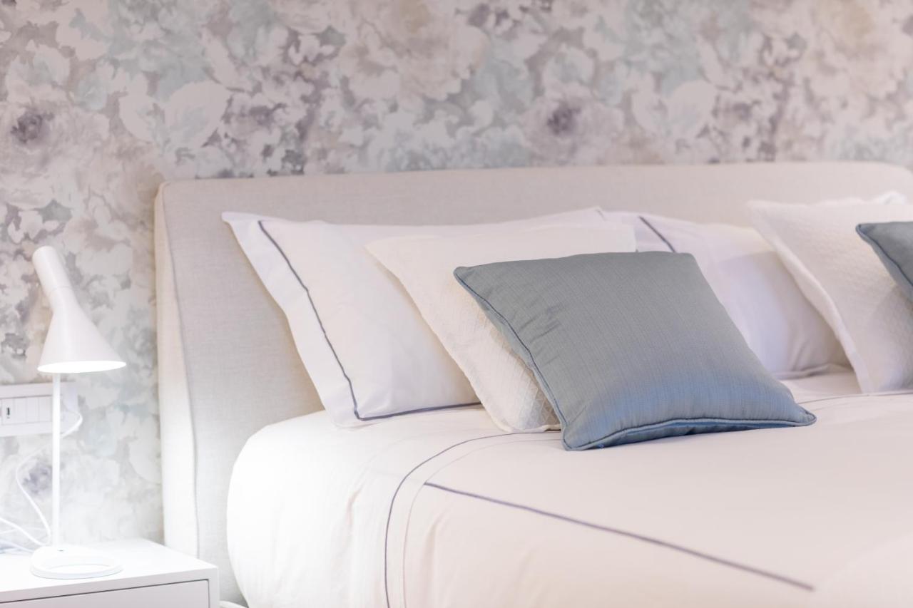 Seven Luxury Suites 티라나 외부 사진