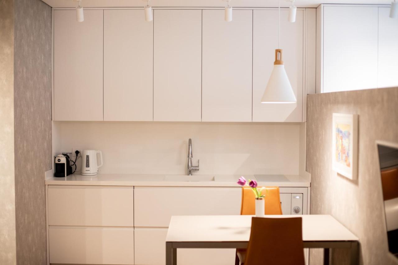 Seven Luxury Suites 티라나 외부 사진