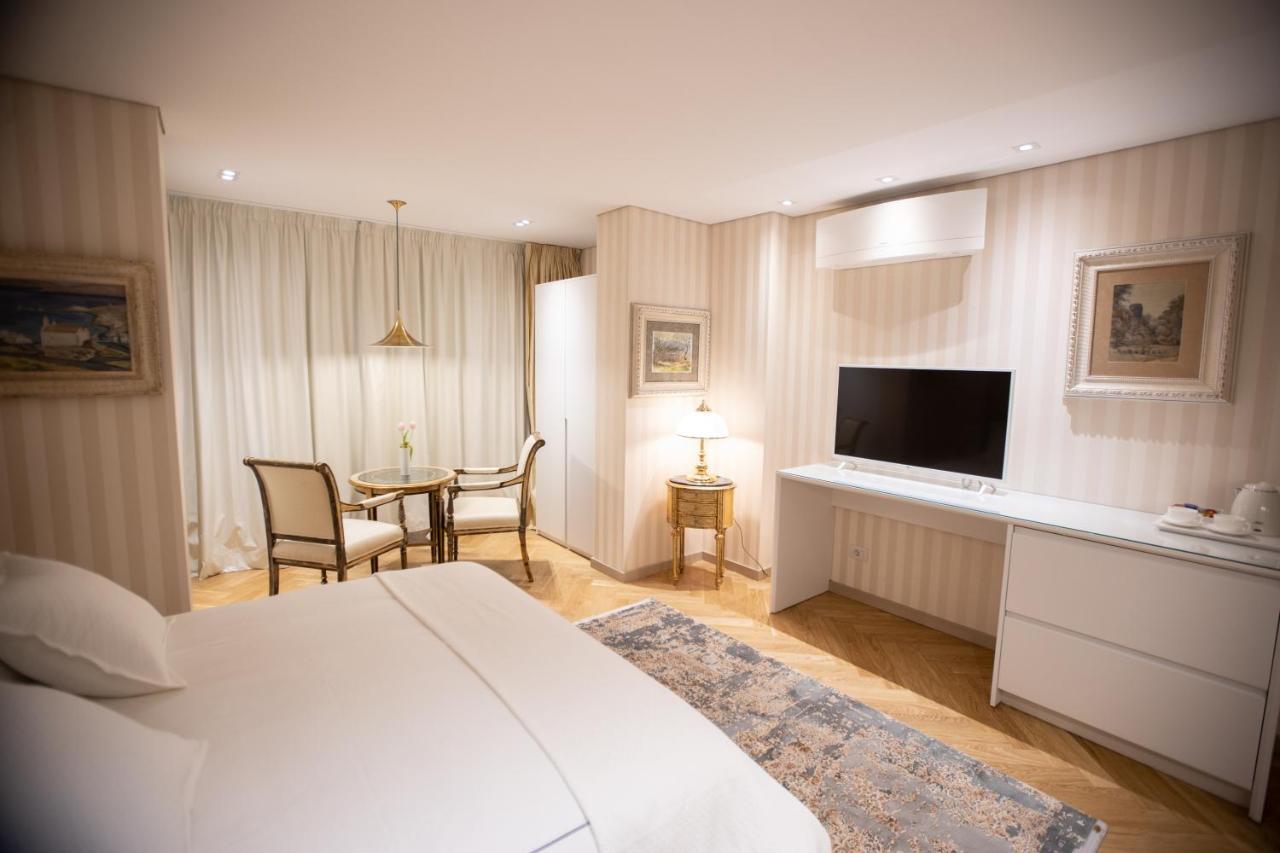 Seven Luxury Suites 티라나 외부 사진