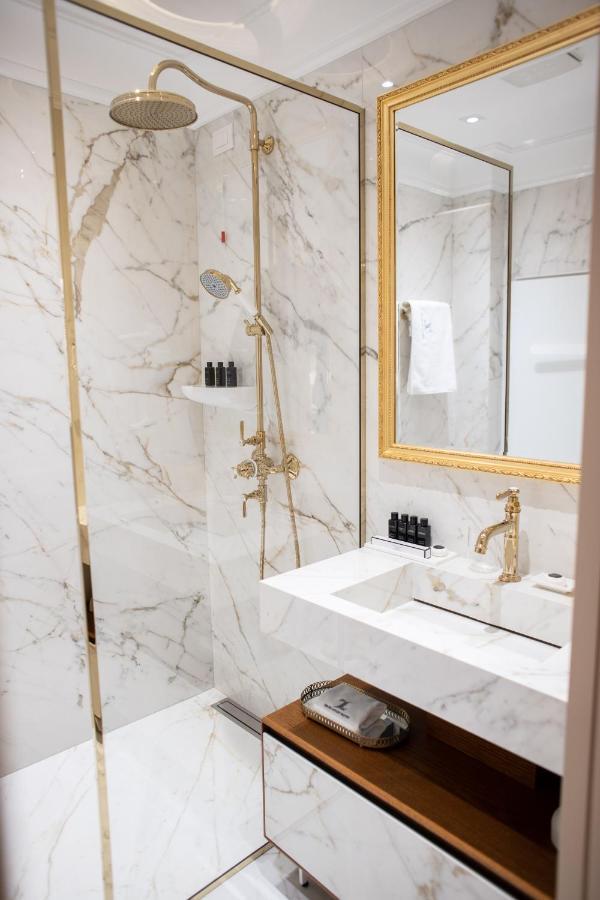 Seven Luxury Suites 티라나 외부 사진