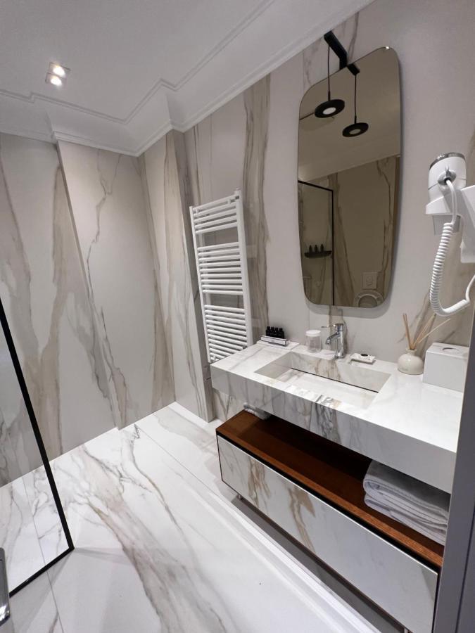 Seven Luxury Suites 티라나 외부 사진